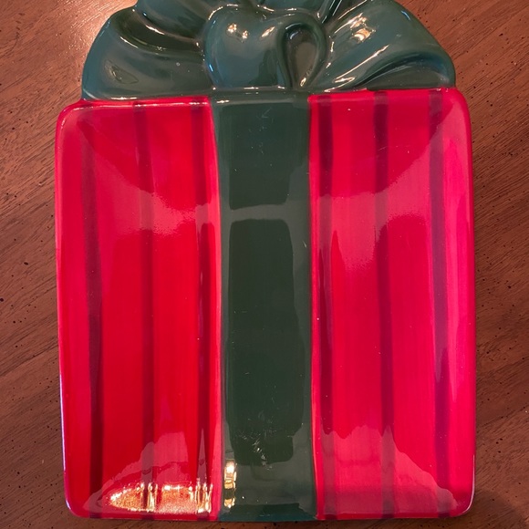 FITZ and FLOYD Kringle Christmas Set of 4 Snack Plates - Picture 5 of 7